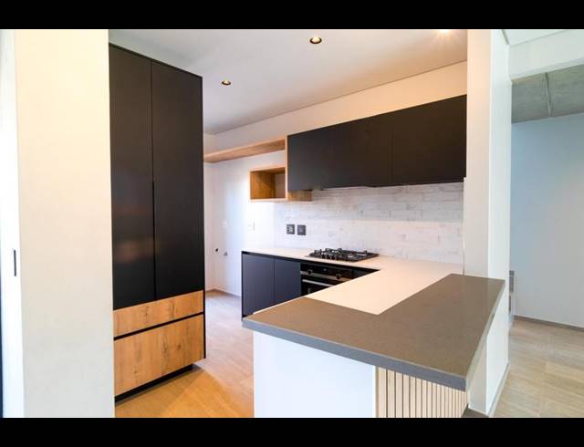 2 BEDROOM TOWNHOUSE FOR SALE IN SABLE HILLS